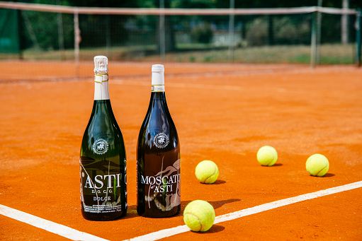 vino,-asti-docg-partner-enoico-internazionali-bnl-d’italia-di-tennis